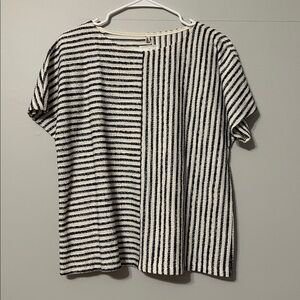 Lou & Grey Navy  and White/ivory Striped Short Sleeve Top. Med.